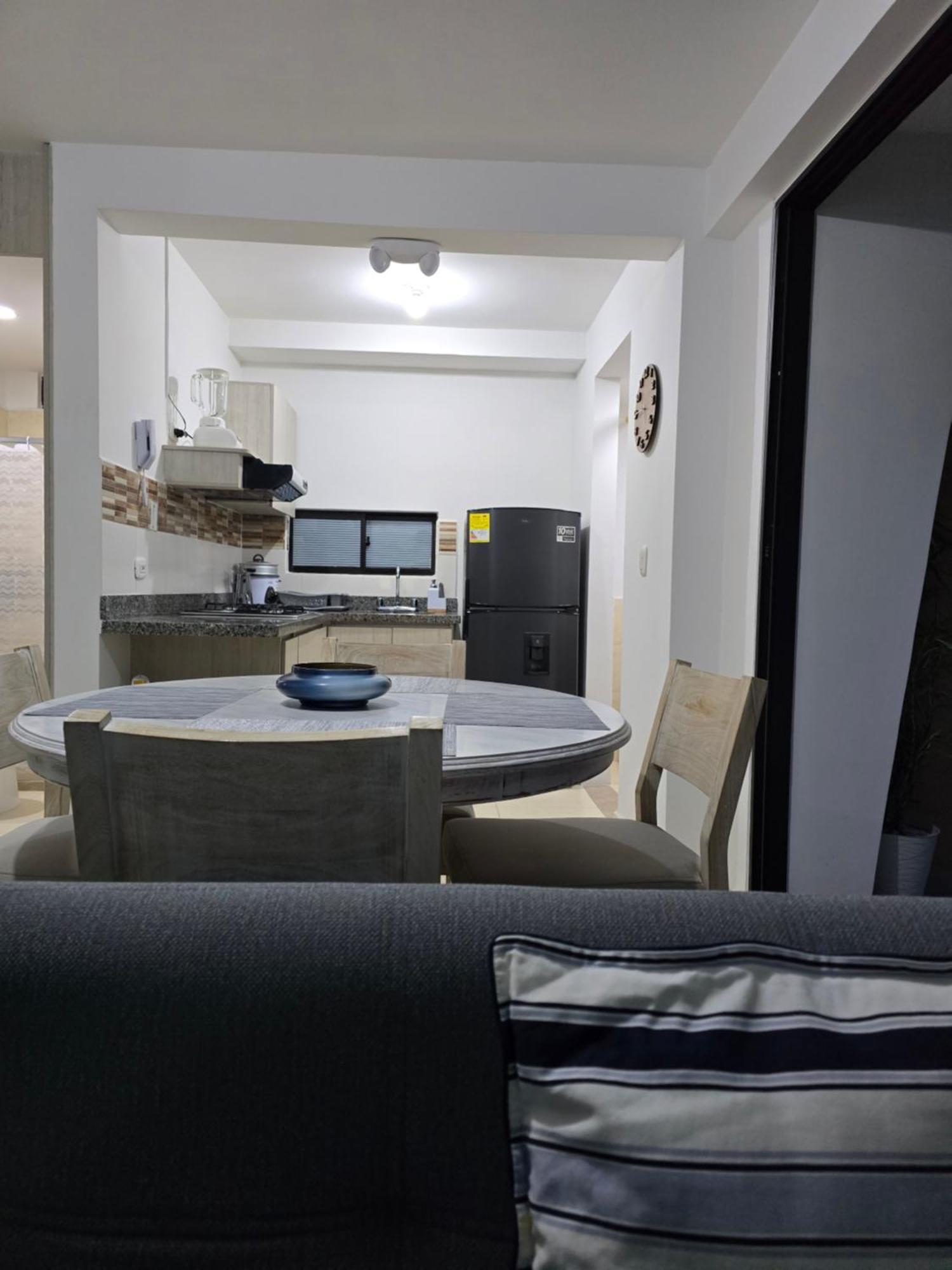 Apartamento Privado Vacacional A 5M Del Aeropuerto, 20 Minutos Del Parque Del Cafe Y Centro De Armenia Con 4 Piscinas, 3 Jacuzzi, Sauna By Molca Xperiences 3H Eksteriør bilde