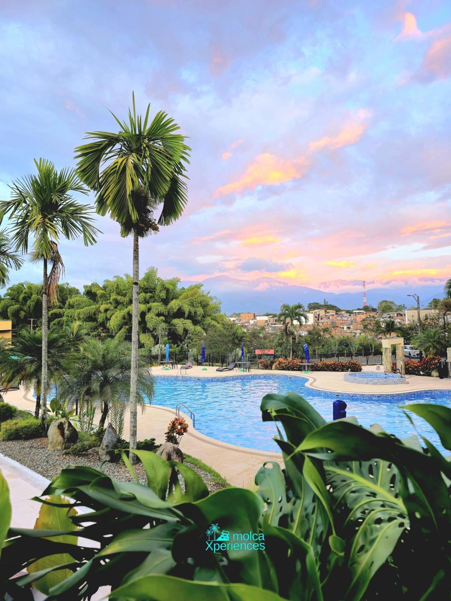 Apartamento Privado Vacacional A 5M Del Aeropuerto, 20 Minutos Del Parque Del Cafe Y Centro De Armenia Con 4 Piscinas, 3 Jacuzzi, Sauna By Molca Xperiences 3H Eksteriør bilde