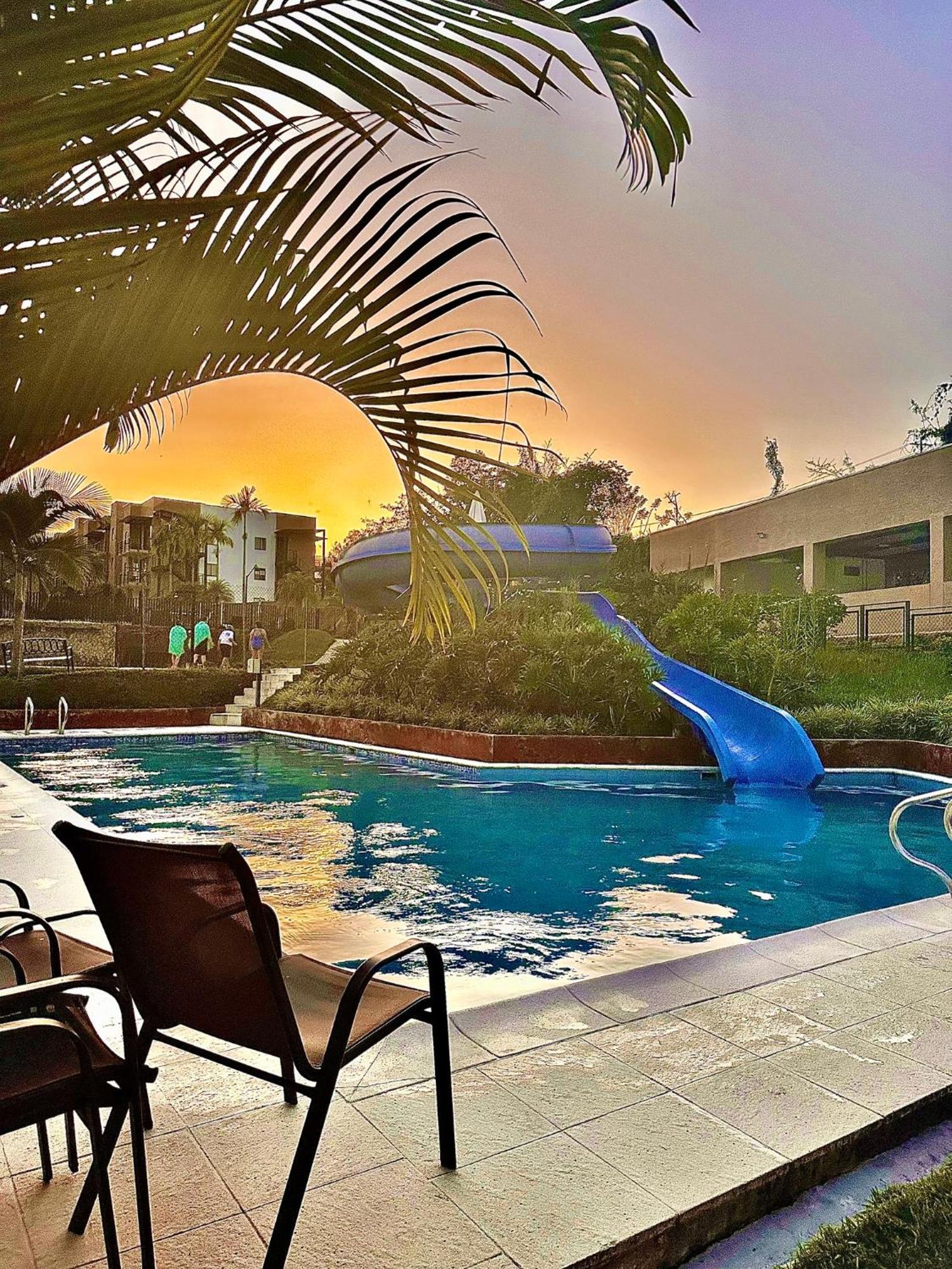 Apartamento Privado Vacacional A 5M Del Aeropuerto, 20 Minutos Del Parque Del Cafe Y Centro De Armenia Con 4 Piscinas, 3 Jacuzzi, Sauna By Molca Xperiences 3H Eksteriør bilde